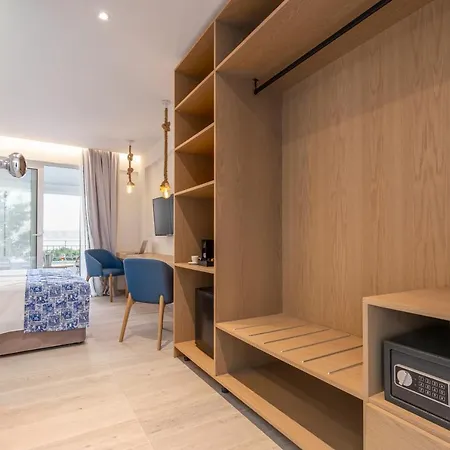 Aparthotel Sirocco 2*
