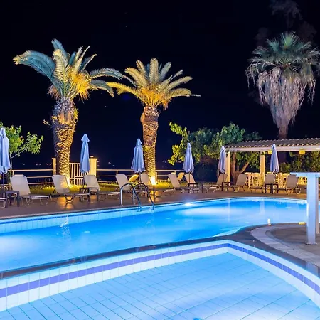 Sirocco Lägenhetshotell 4*