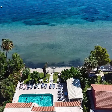 Sirocco מלון דירות קאבוס