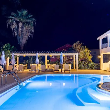 Sirocco Ξενοδοχείο με διαμερίσματα 4*