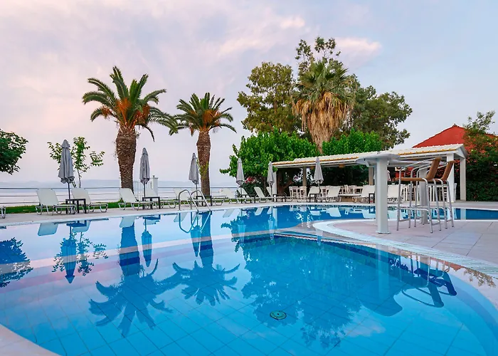 Sirocco شقة فندقية 4*